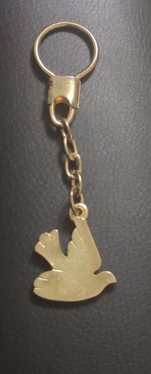 LLAVERO ANTIGUO DE LA PALOMA DE LA PAZ