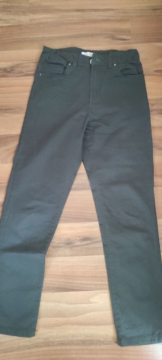 pantalón gris Kids talla 9-10