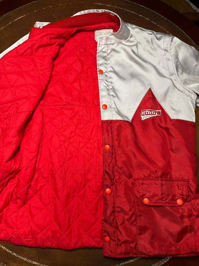 Abrigo tela marca kings