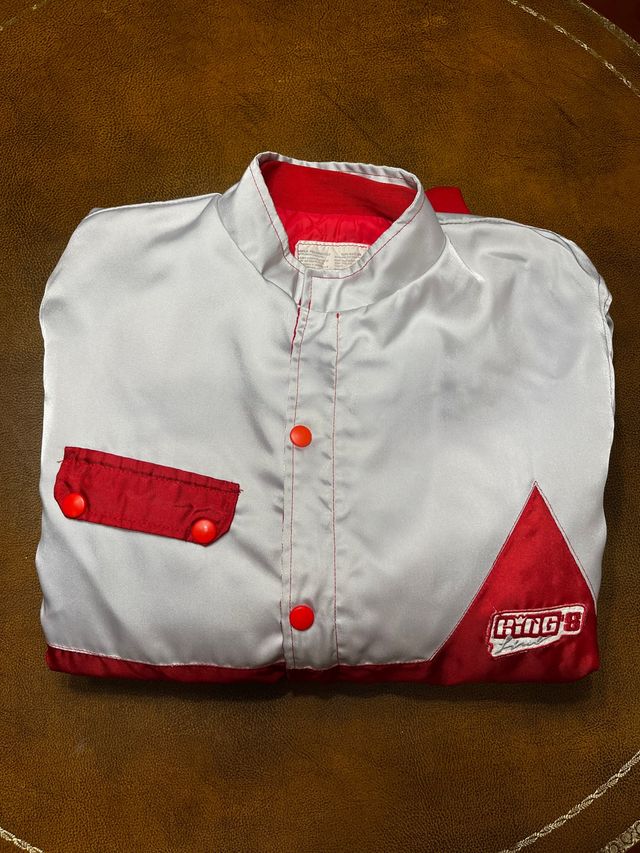 Abrigo tela marca kings