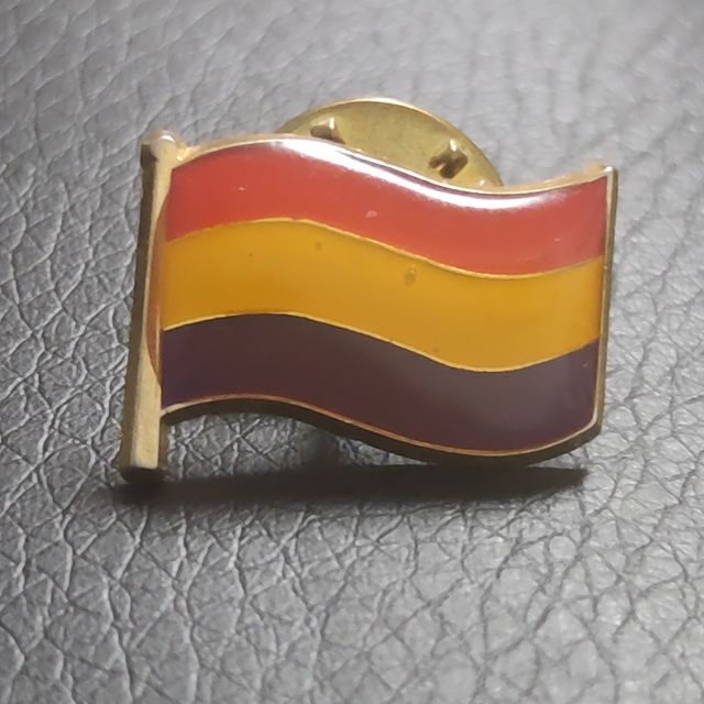 PIN BANDERA REPUBLICANA ESPAÑOLA