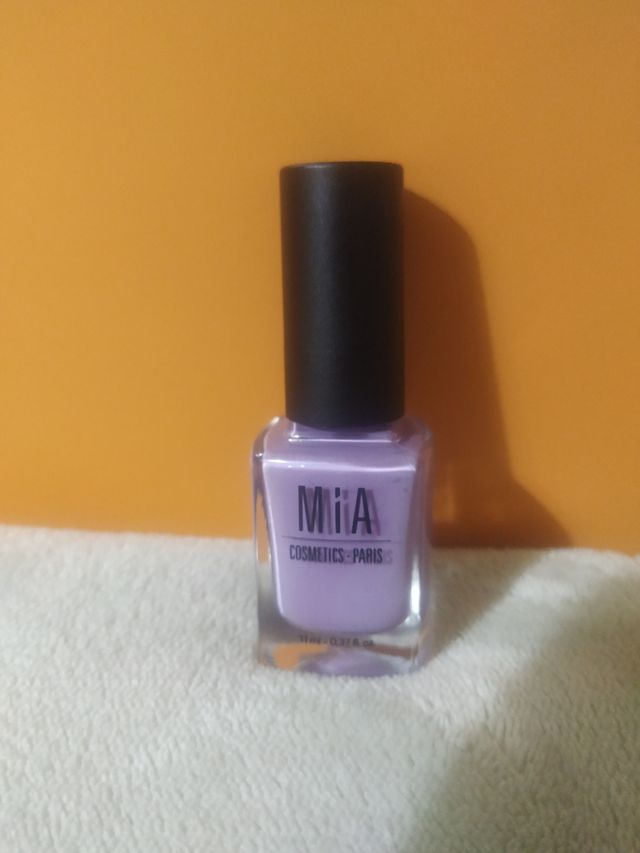 Pintauñas/Esmalte lila Mia Cosmetics Paris
