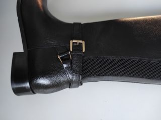 Botas de piel altas, sin estrenar, nuevas