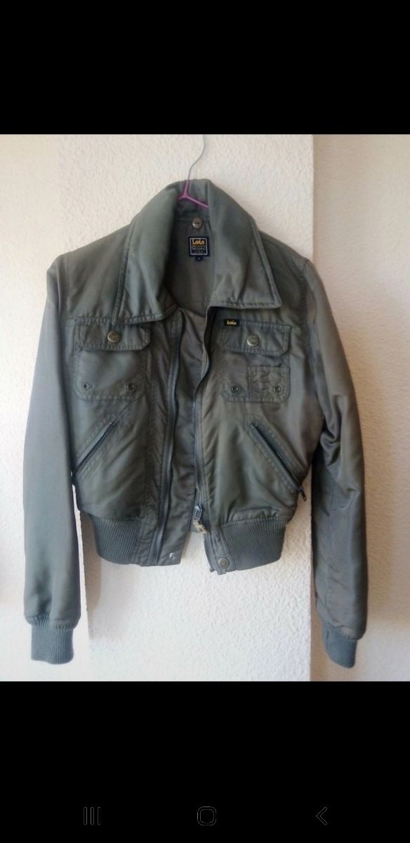 Bomber verde caqui Lois.