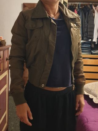 Bomber verde caqui y azul toreras militares Lois.