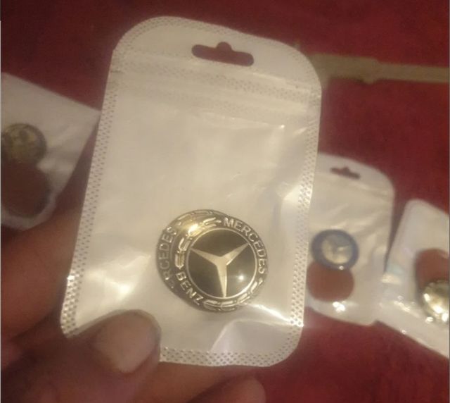 Emblema Pomo palanca cambio Mercedes AMG NUEVO