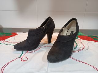 Botines negros tacón talla 39