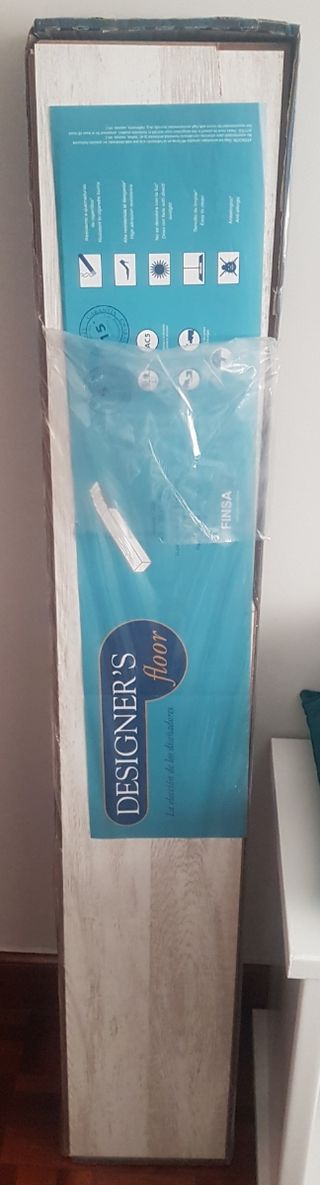 Suelo AC 5 de FINSA gris claro-blanco