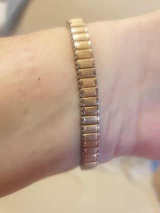 Reloj Milus antiguo de mujer.