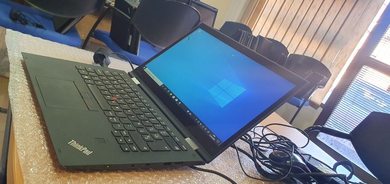 LENOVO YOGA X1 G2 I7 7500U 16 RAM 512 NVME afbeelding 6