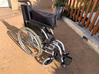 Silla de ruedas de aluminio plegable