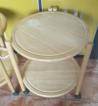 Mesa de madera maciza vintage de diseño