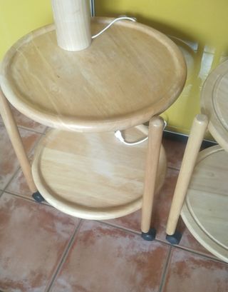 Mesa de madera maciza vintage de diseño