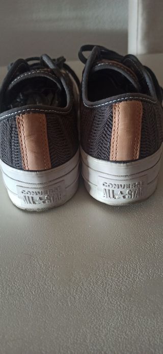 Converse plataforma /con suela ancha gris oscuro