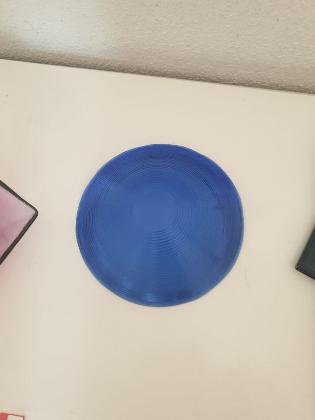 Fuente de cristal azul