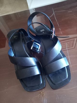 sandalias Zara