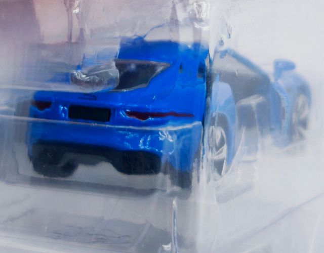 JAGUAR F-TYPE R REF. 293B-3 MAJORETTE PREMIUM CARS