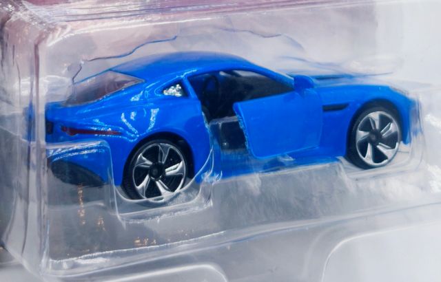 JAGUAR F-TYPE R REF. 293B-3 MAJORETTE PREMIUM CARS