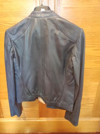 chaqueta de cuero de Massimo Dutti