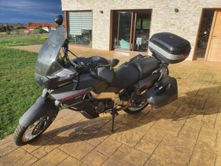 Vendo moto Aprilia ETV 1000 Caponord Trail