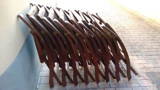 Mesa y sillas de Teca