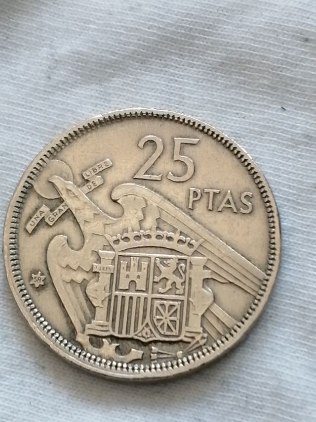 Moneda de Franco 25 pts. 1957*58