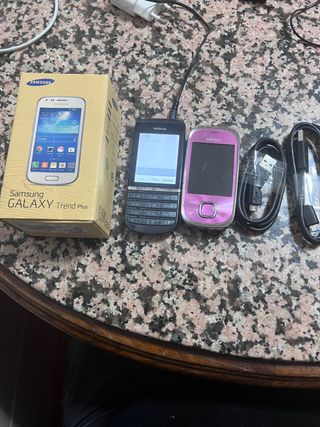 Lote de teléfonos