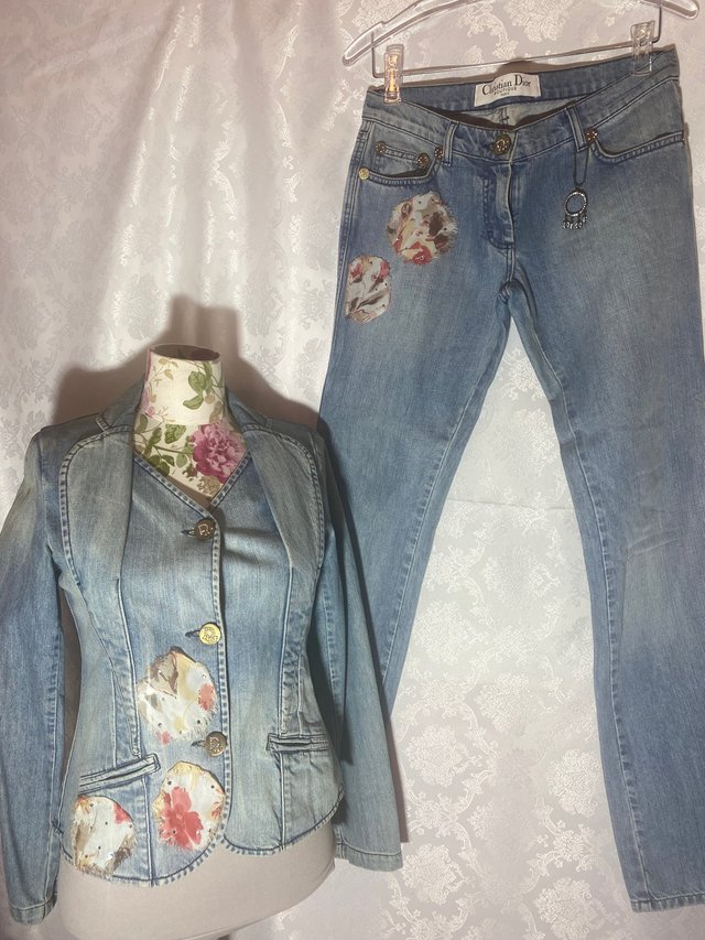 Precioso conjunto Cristian dior vaquero