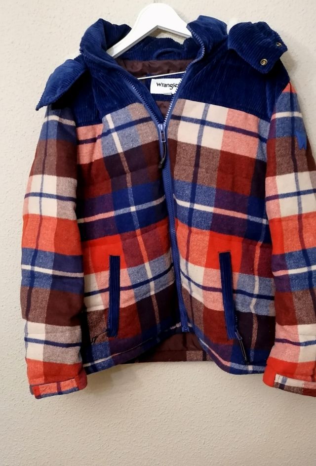 Abrigo Wrangler, precio en tienda 160€