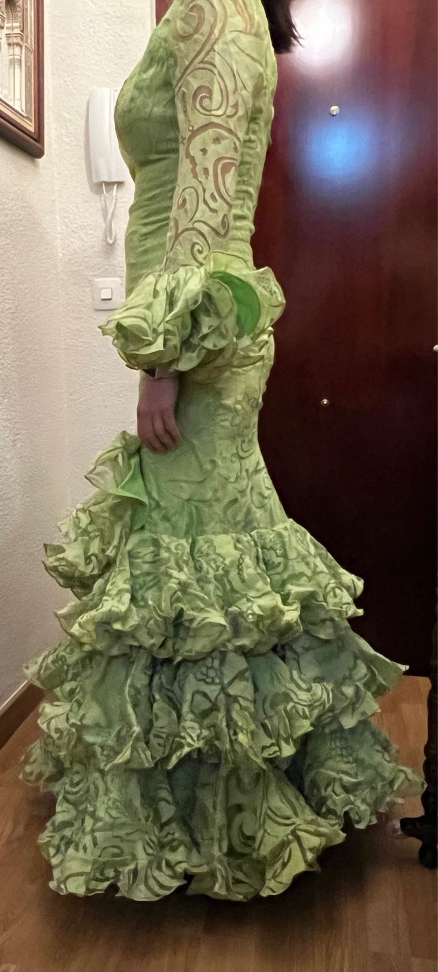 Traje flamenca verde Lima Talla 38 (costurera)