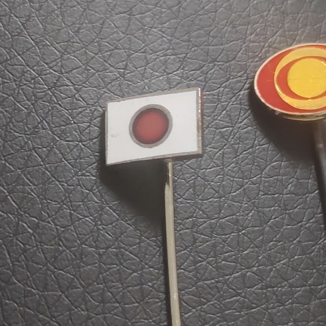 2 Pins Alfiler antiguos