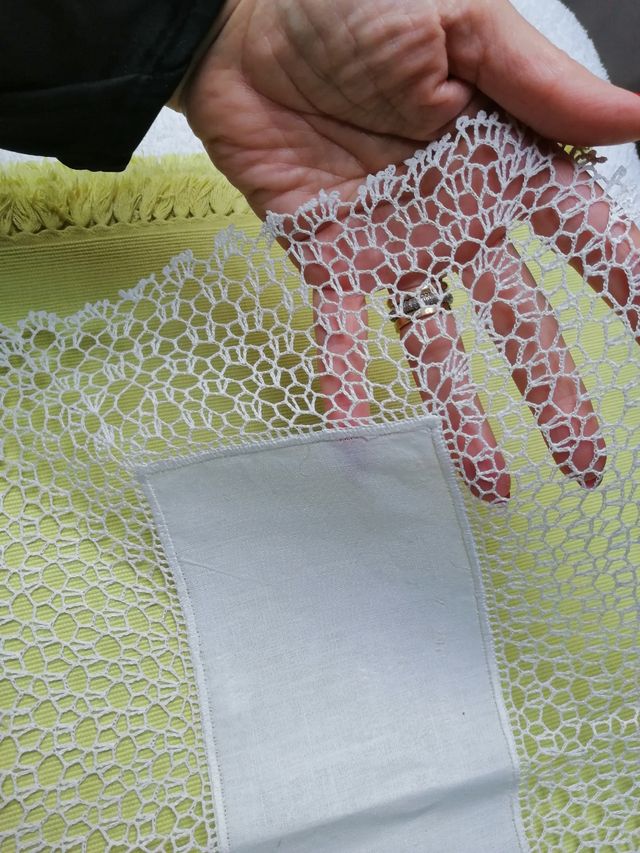 Centrotavola rettangolare fatto a mano