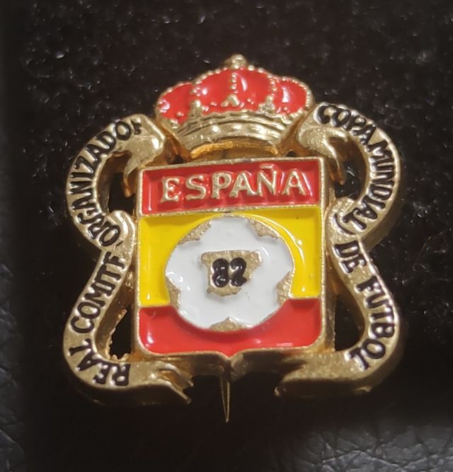 LOTE 5 Pins de Fútbol Coca Cola Italia 90