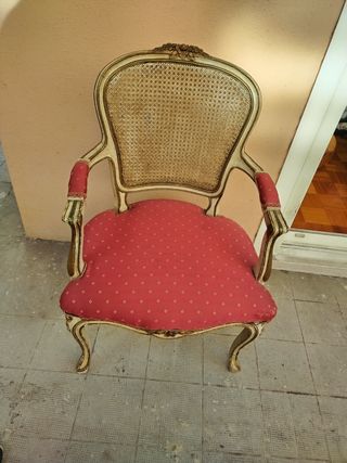  Sillón de madera 