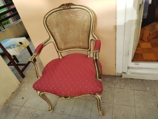  Sillón de madera 