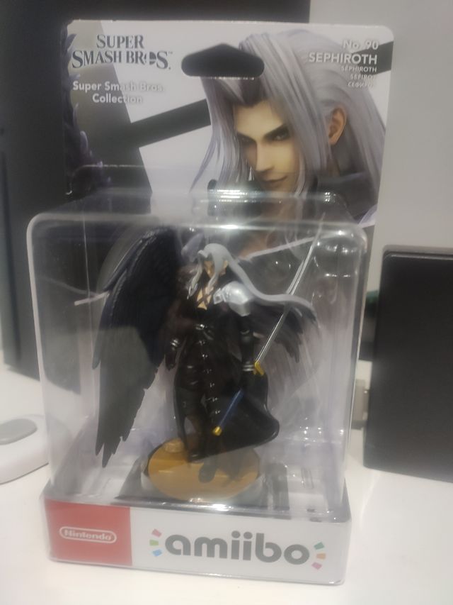 figura amiibo shephiroth