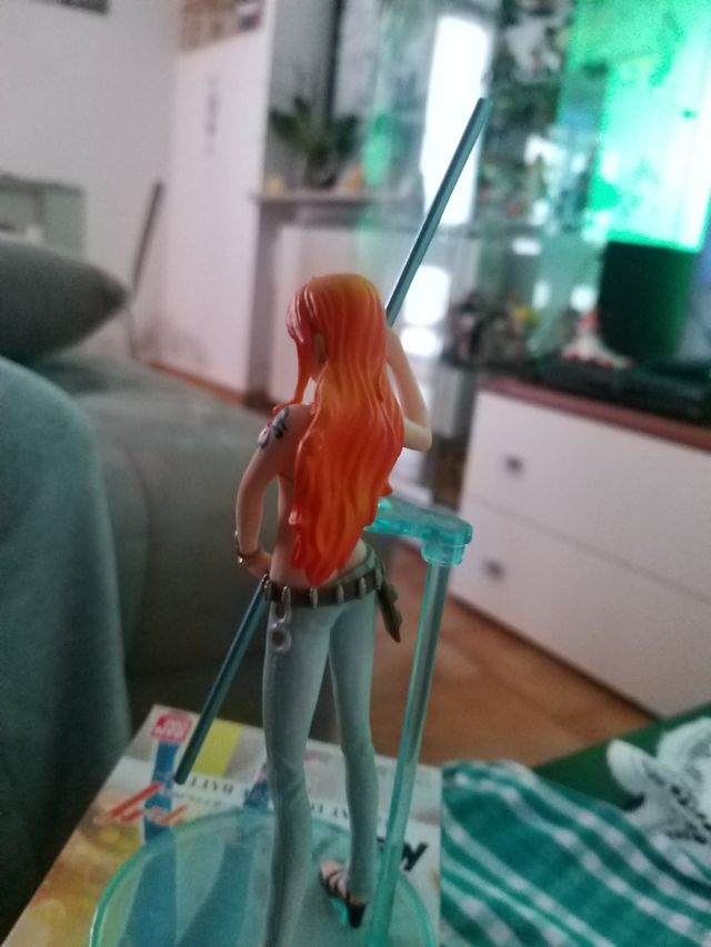 figure Nami di one piece