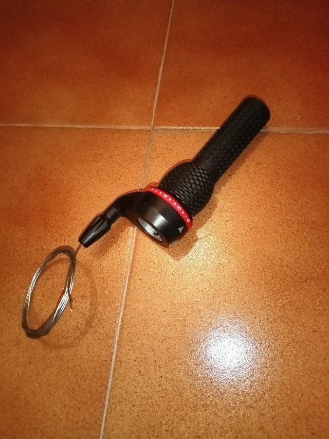 Mando de cambio para bicicleta plegable