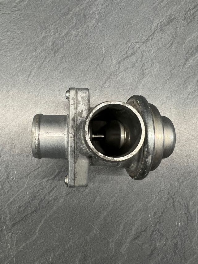 Válvula descarga Kawasaki ultra 310