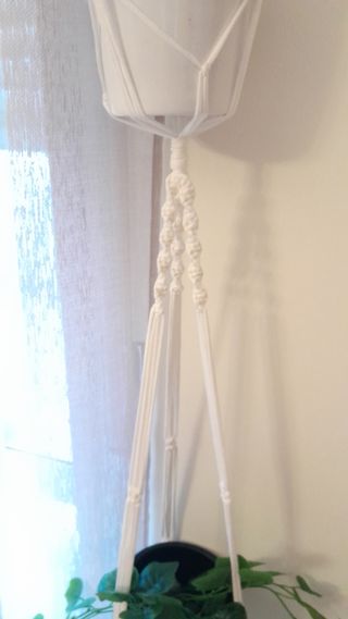 Duplo suporte para vasos em macramé