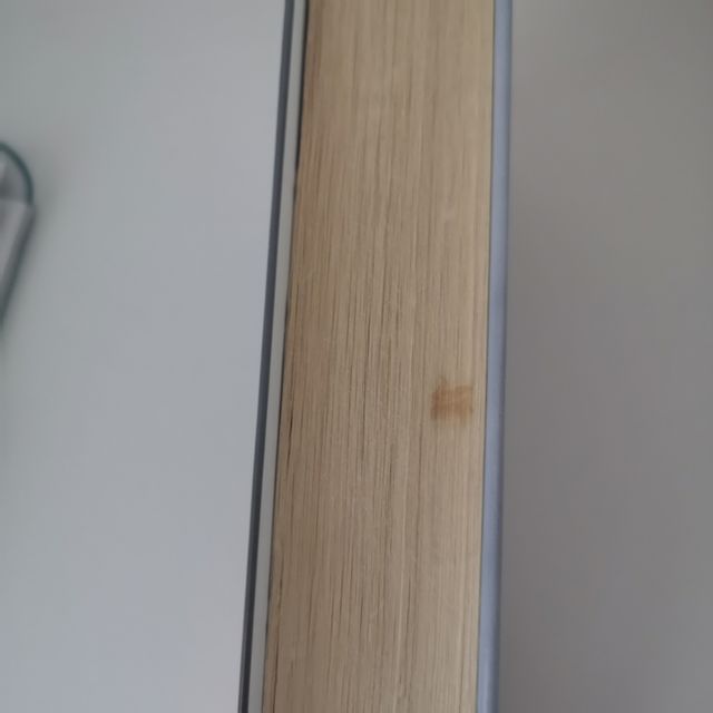 El tiempo entre costuras