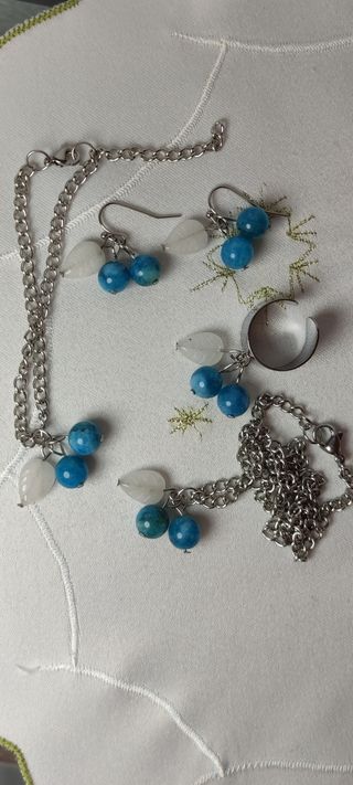 Set mini bayas mineral azul y jade blanco
