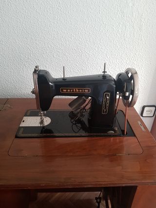 Máquina coser Wertheim
