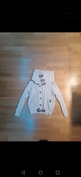 Chaqueta de lana con botones y accesorios
