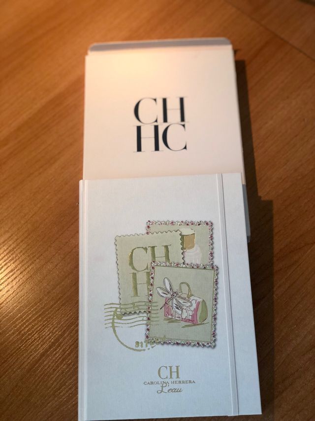 Carolina Herrera cuaderno/agenda a estrenar