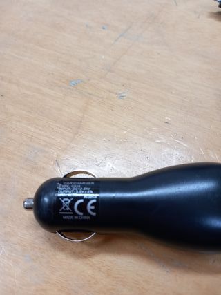 cargador de móvil para el coche