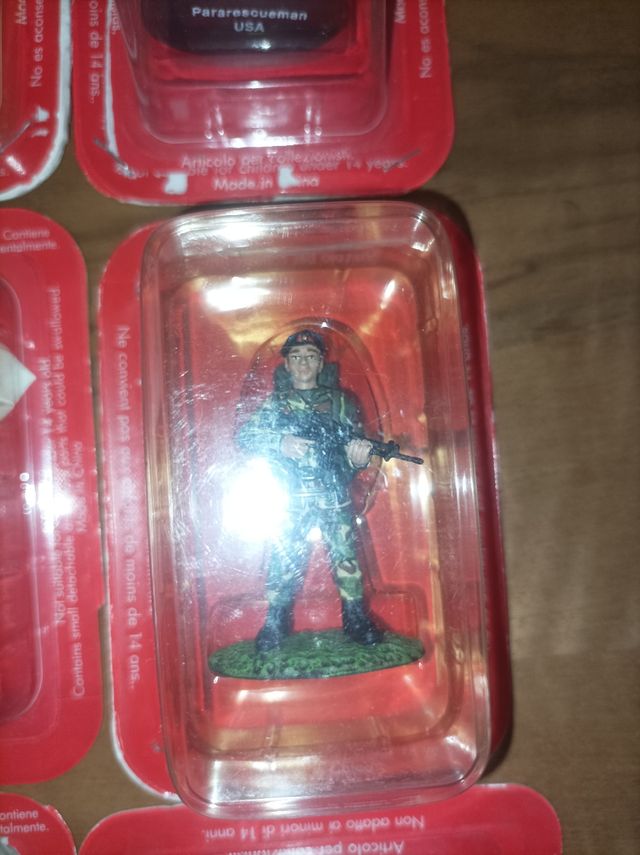 soldatini di latta, soldatini, figure in piombo