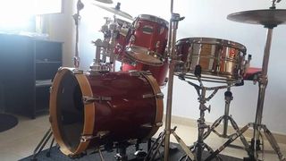 Baterìa (sólo cascos)