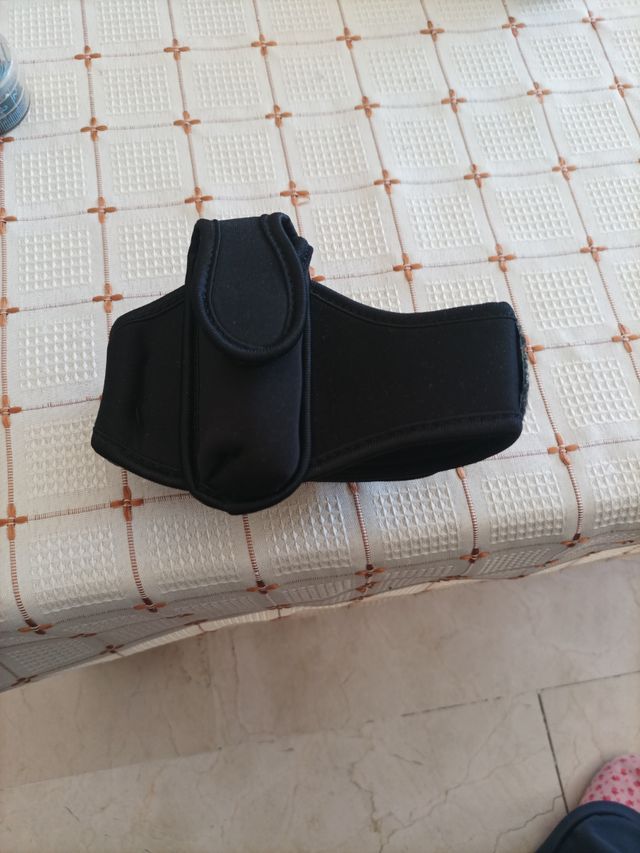 Brazalete deportivo con portallaves u objetos