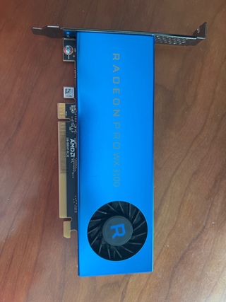 Tarjeta Gráfica (GPU) - AMD RADEON PRO WX 3100